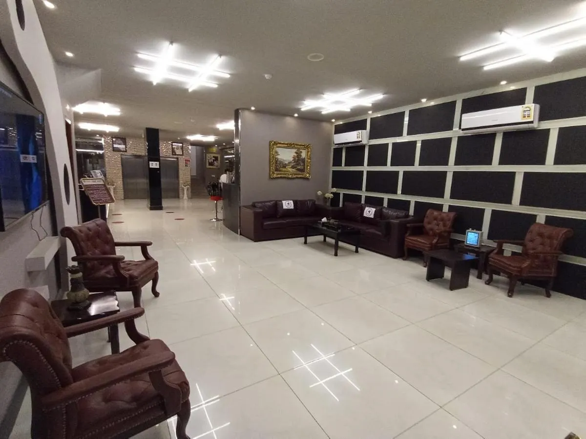 شقة فندقية جدة Celine Al Motamaiza Furnished Apartment المملكة العربية السعودية